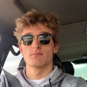 Meet your Posher, Kobe